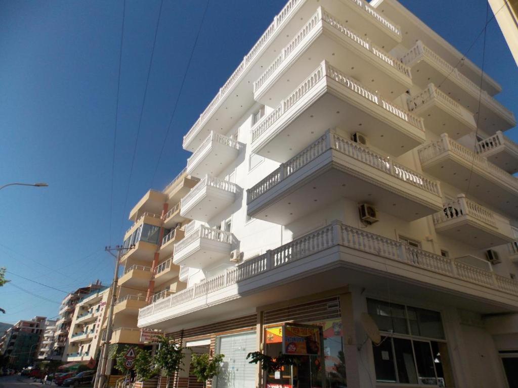Coastline Apartments Sarande Exterior photo