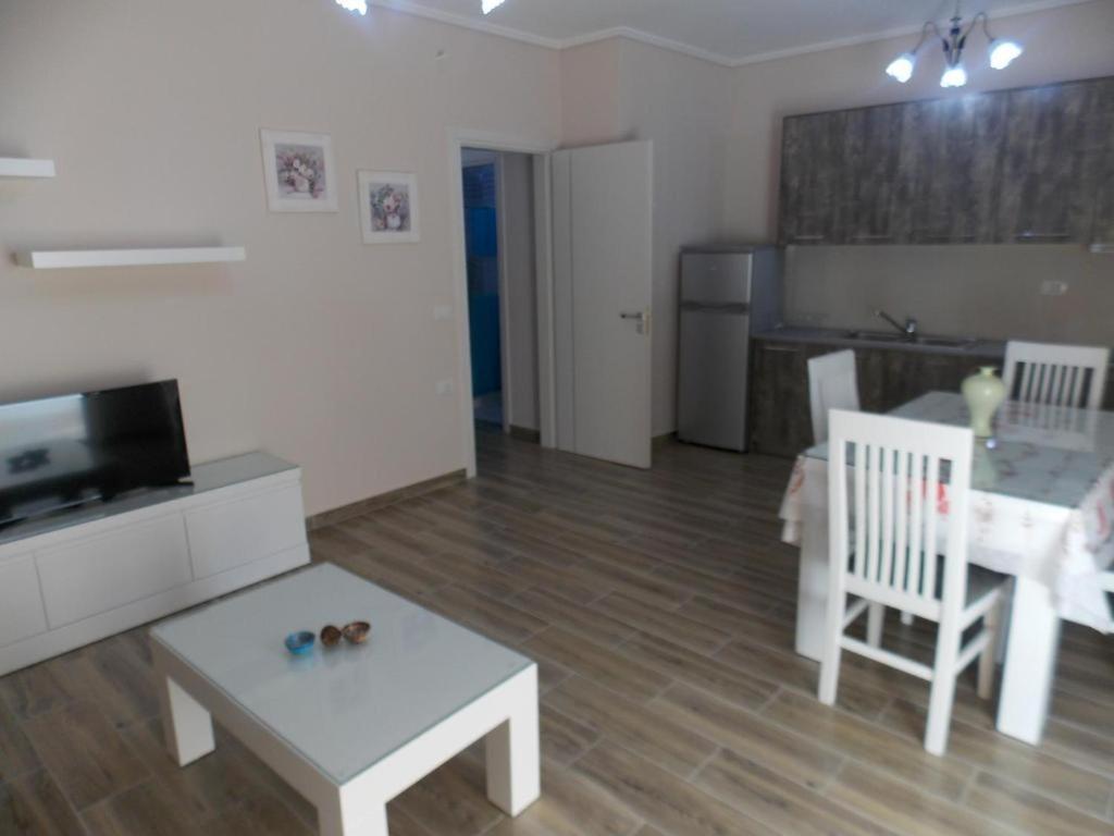 Coastline Apartments Sarande Exterior photo